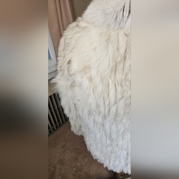 Vintage "Saga Fox" Blue Fox Jacket 100 PERCENT FOX! - Picture 7 of 16